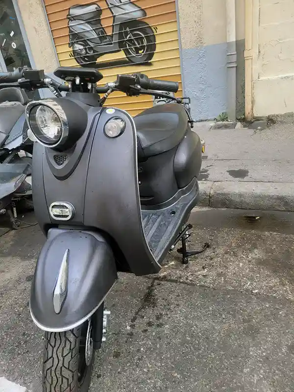 Scooter électrique