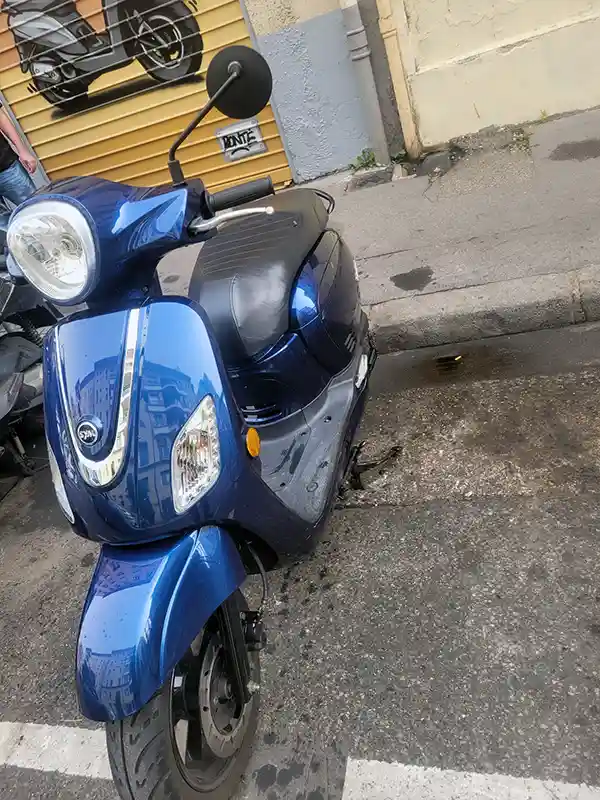 Scooter thermique 50cc bleu occasion